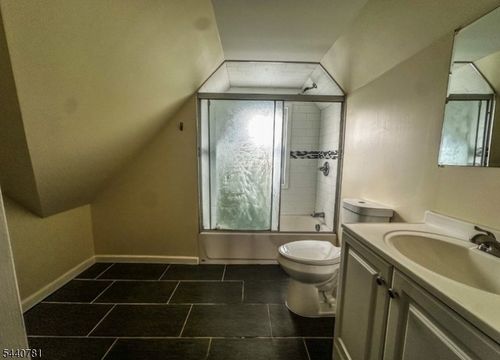19 Walnut Ter, Bloomfield, NJ, 07003-5025 | Card Image