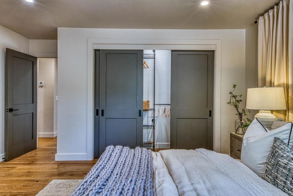 Residential in Pebble Beach 4