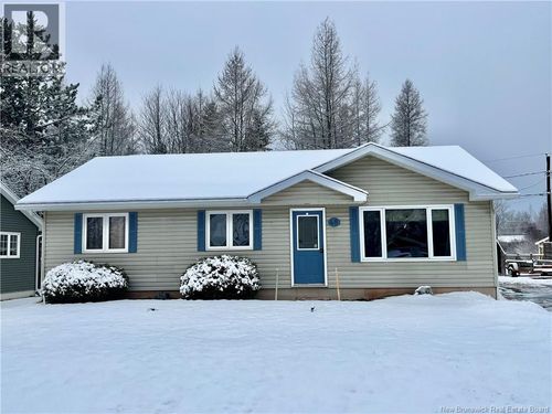 48 Dundee St, Salisbury, NB, E4J2B8 | Card Image