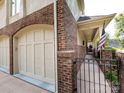 6011 Old Well House Rd, Charlotte, NC, 28226-2685 | Card Image