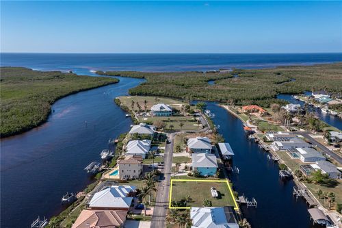 5487 Sea Edge Dr, PUNTA GORDA, FL, 33950-8736 | Card Image