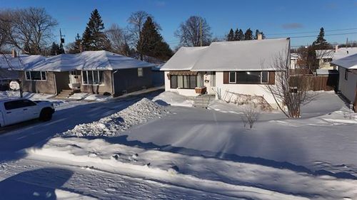 87 Marshall Cres, Winnipeg, MB, R3T0R5 | Card Image