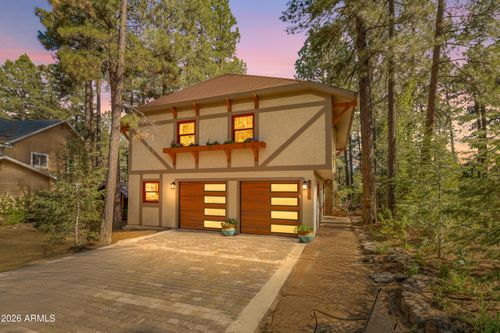 3480 S Moore Cir, Flagstaff, AZ, 86005-8901 | Card Image