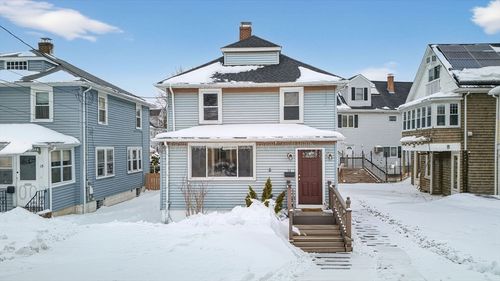 11 Havelock St, Malden, MA, 02148-3027 | Card Image