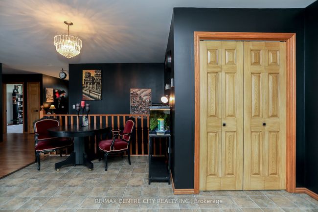 212 Queen St, House other with 4 bedrooms, 3 bathrooms and 6 parking in West Elgin ON | Image 21