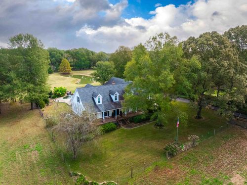 1172 Reid Hooker N, Eads, TN, 38028-8026 | Card Image