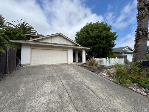 601 Appaloosa Dr, Petaluma, CA, 94954-4610 | Card Image