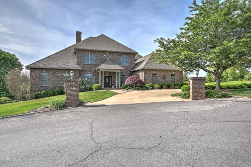 132 Westover Dr, Bristol, TN, 37620-2948 | Card Image