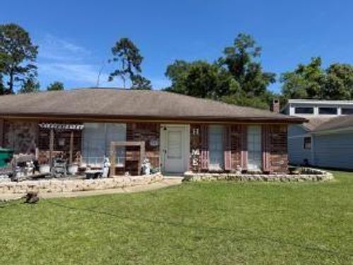 2000 Silver Oaks Dr, Orange, TX, 77632-1227 | Card Image