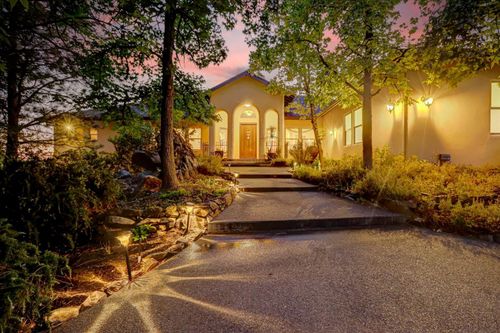 16875 Southridge Rd, Penn Valley, CA, 95946-9606 | Card Image