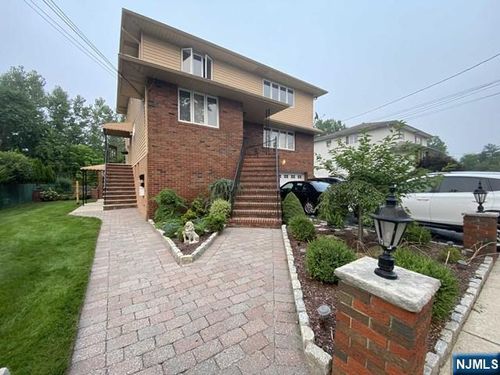 60 Maiden Ln, Little Ferry, NJ, 07643-2136 | Card Image