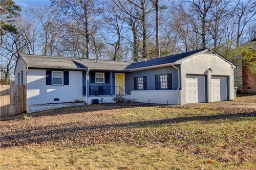 26 Meadow Creek Dr, Newport News, VA, 23608-1340 | Card Image