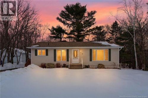 14 Adams Ave, Miramichi, NB, E1V3W9 | Card Image