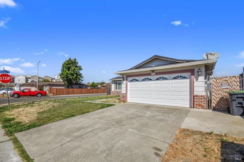 56 Terry Lane, Suisun City, CA, 94585 | Card Image
