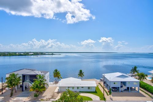 1541 Sunrise Dr, Big Pine Key, FL, 33043-5006 | Card Image
