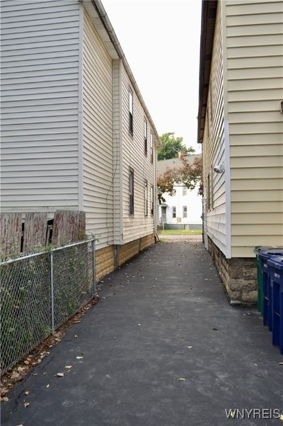 long driveway with off street parking | Image 2