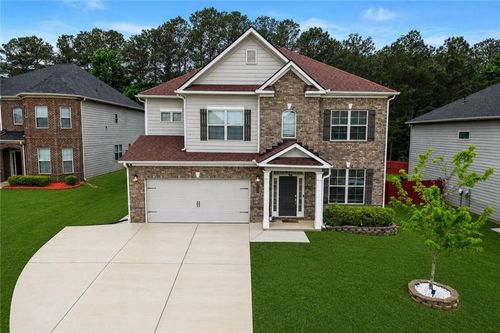 2119 Dodson Woods Dr, Fairburn, GA, 30213-5808 | Card Image