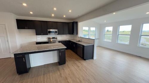 9121 Crescent View Dr, Canal Winchester, OH, 43110 | Card Image