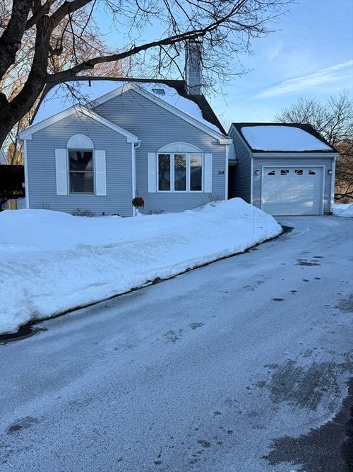 214-214 Alvord Pl, South Hadley, MA, 01075-1371 | Card Image