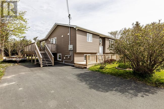 16 Reginalds Pl, Home with 4 bedrooms, 3 bathrooms and null parking in Conception Bay South NL | Image 7