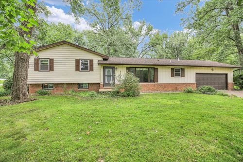 1106 Riverside Ct, Mahomet, IL, 61853-3500 | Card Image