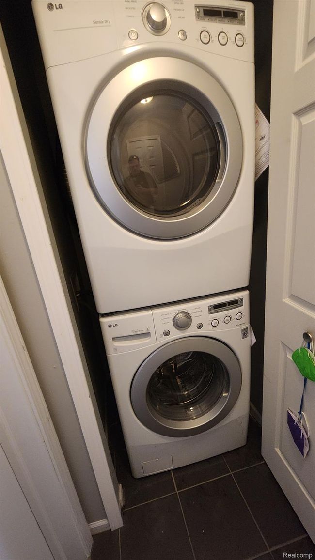 Washer & Dryer Available | Image 22