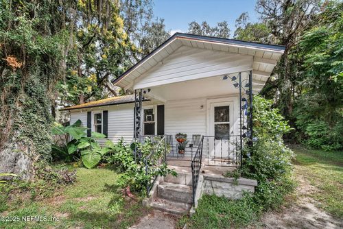421 Arlington Rd N, Jacksonville, FL, 32211-7208 | Card Image