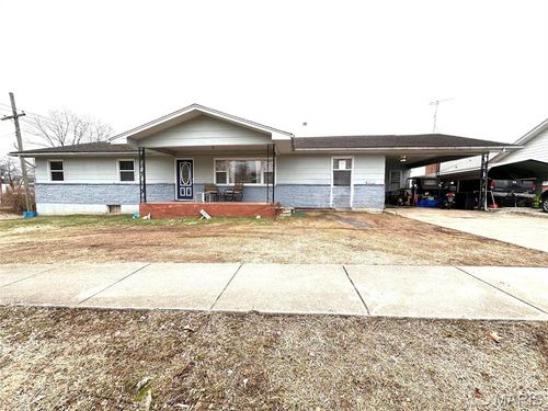 123 E 3rd St, Mountain View, MO, 65548-7380 | Card Image