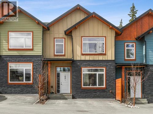 35 Normandy Rd, Whitehorse, YT, Y1A0L4 | Card Image