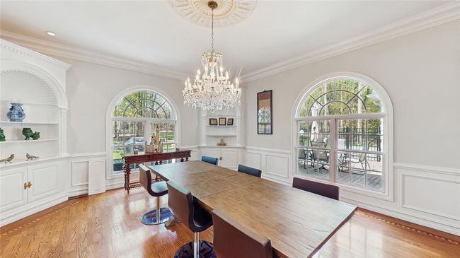 Formal dining room | Image 5