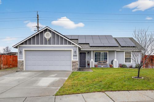 3605 Estrella Dr, Pasco, WA, 99301-4017 | Card Image