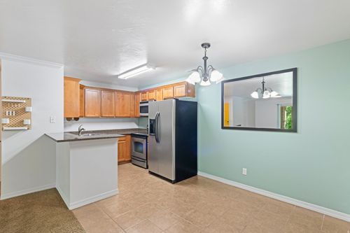 31-804 E Cedar Pine Ct, Millcreek, UT, 84106-4605 | Card Image