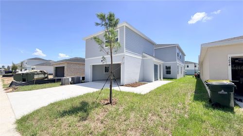 b-5694 Enchanted Meadow Aly, CLERMONT, FL, 34714-8258 | Card Image