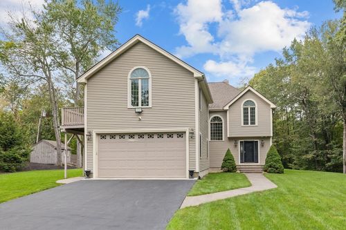 105 Mixter Rd, Holden, MA, 01520-1047 | Card Image