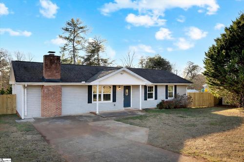 128 Becky Gibson Rd, Greer, SC, 29651-5237 | Card Image