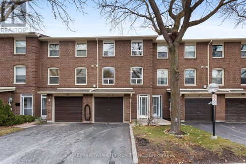 17-7 Eden Park Dr, Brampton, ON, L6T3A5 | Card Image