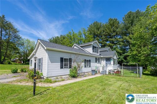 7112 Howell Ter, Stroudsburg, PA, 18360-1190 | Card Image