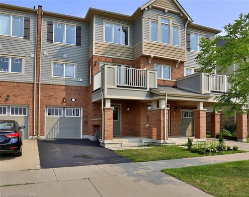 11 Outlook Terr, Kitchener, ON, N2R0K6 | Card Image