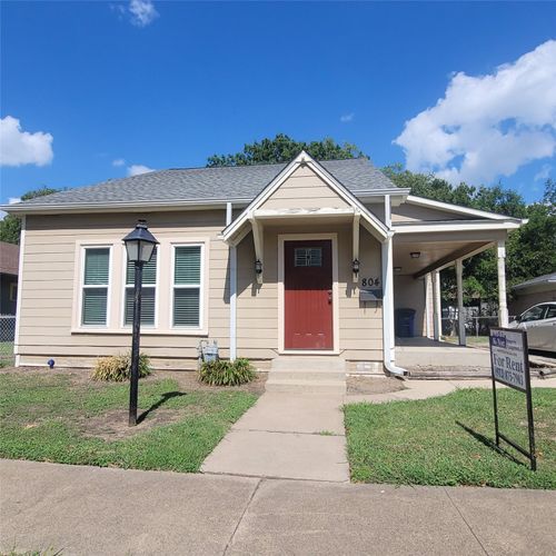 804 N Mckinney St, Ennis, TX, 75119-3014 | Card Image