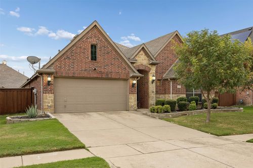 2723 Ponce De Leon, Grand Prairie, TX, 75054-5510 | Card Image