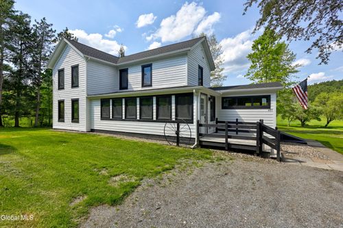 489 Wilson Hill Rd, Hoosick Falls, NY, 12090-4541 | Card Image