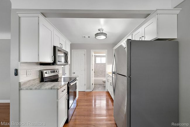 APT-4 - 3905 Devon Rd, Condo with 1 bedrooms, 1 bathrooms and null parking in Royal Oak MI | Image 10