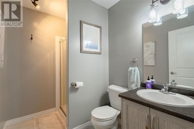 4052 Applewood Dr, House other with 5 bedrooms, 3 bathrooms and null parking in Petrolia ON | Image 31