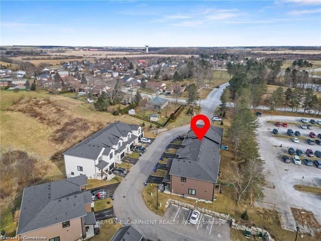 5 Trailside Dr, House attached with 3 bedrooms, 3 bathrooms and 1 parking in Townsend ON | Image 4