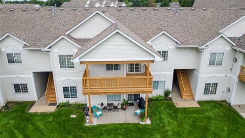 123-950 67th St, West Des Moines, IA, 50266-2427 | Card Image