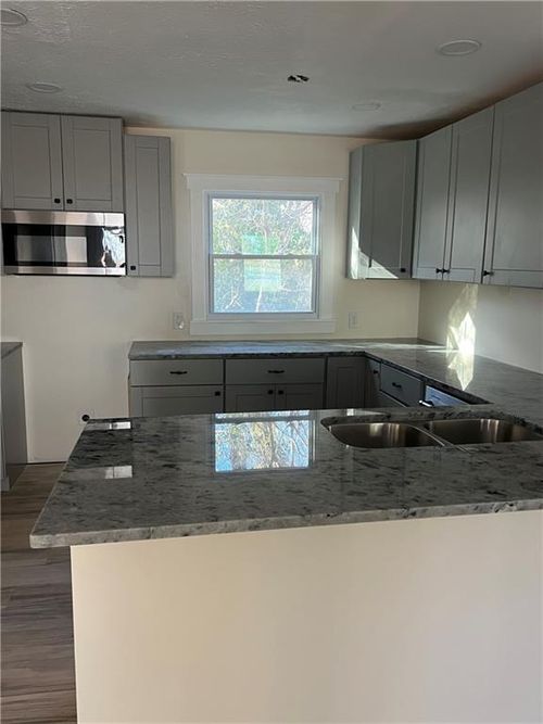 2298 Swallow Cir Se, Atlanta???, GA, 30315-6514 | Card Image