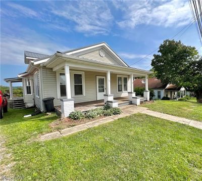 136 W Steubenville Street, House other with 2 bedrooms, 1 bathrooms and null parking in Bloomingdale OH | Image 2