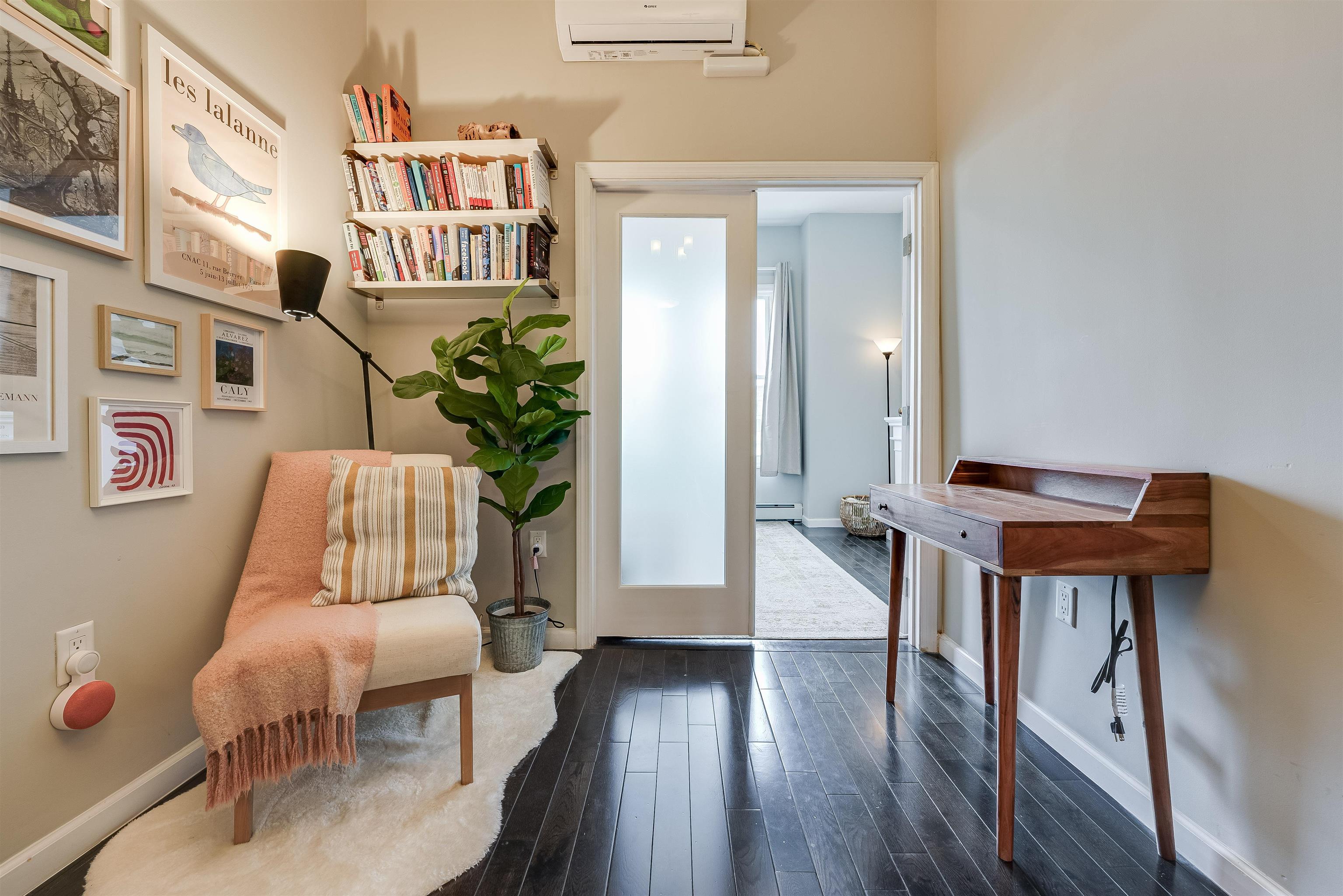 Residential Lease in JC, Heights