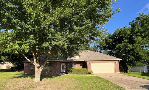 207 E Breanna St, Kiefer, OK, 74041-4515 | Card Image