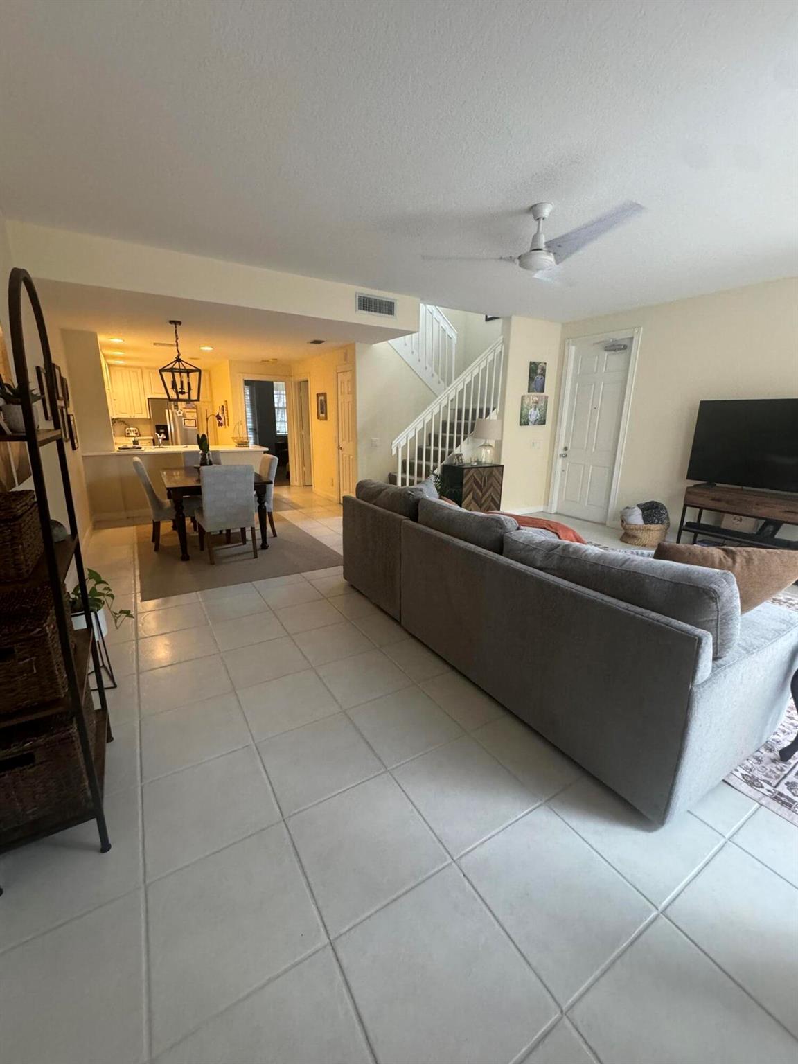 Soriano Dr, Jupiter, FL 33458